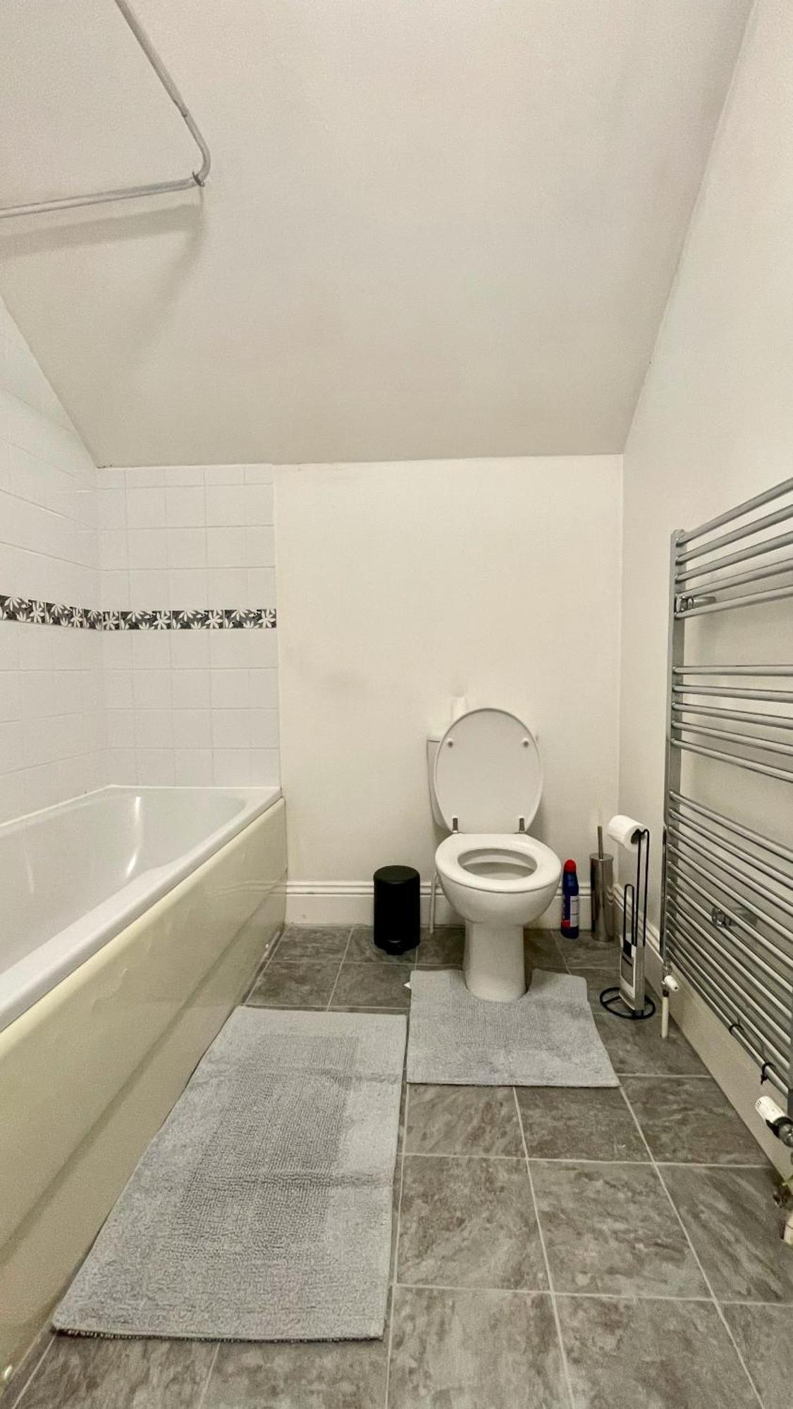 Spacious Two-Bedrooms House, Private Parking, Contractors, Relocators Oxford Exterior foto